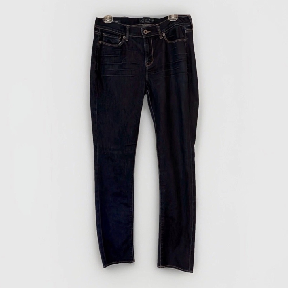 Lucky Brand Straight Leg Mid Rise dark wash jeans. 8 / 29